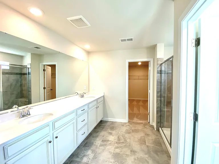 1016 Whipcord Dr — Photo 11