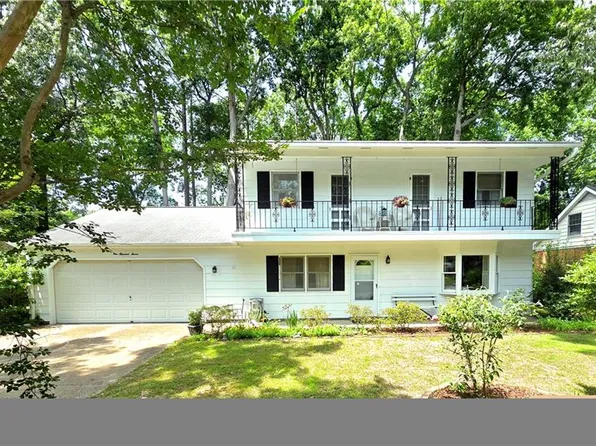 107 Five Forks Ln, Hampton, VA 23669