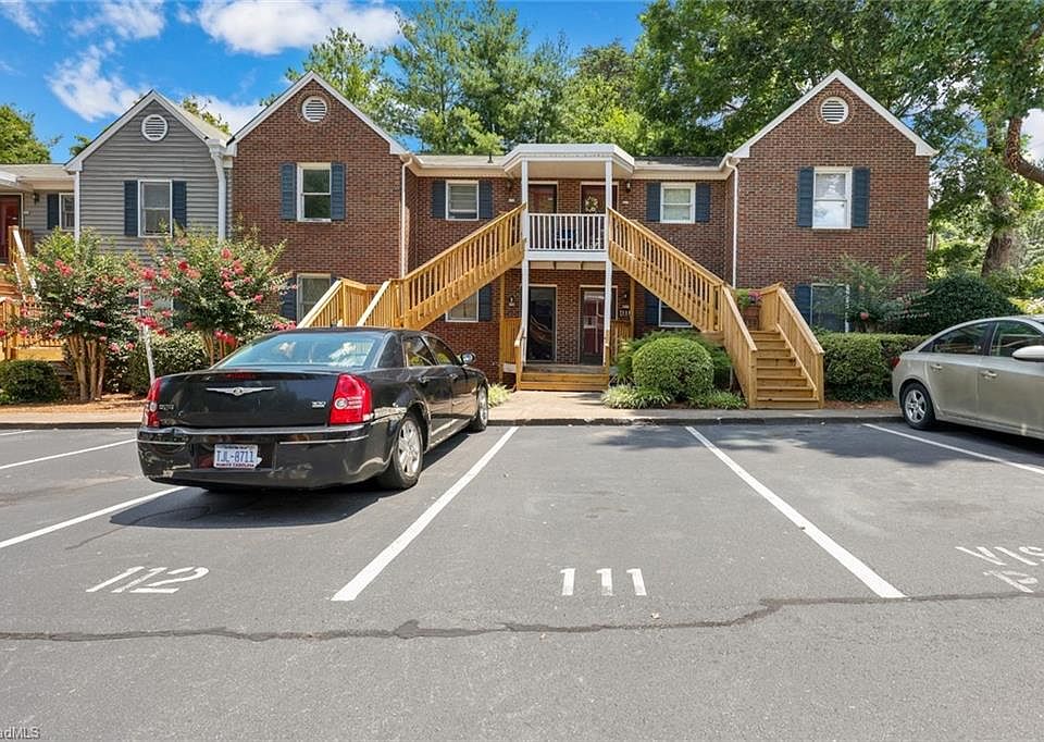 1st image of 133 Columbine Dr APT 122