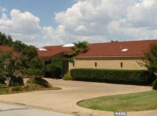 4405 Cumberland Rd N, Fort Worth, TX 76116