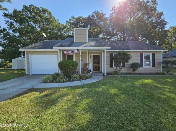 410 Hunting Green Drive, Jacksonville, NC 28546