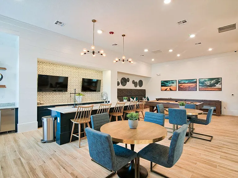Seville at Clay Crossing — Photo 10