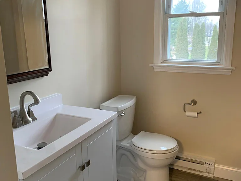 419 Phillips Rd — Photo 9