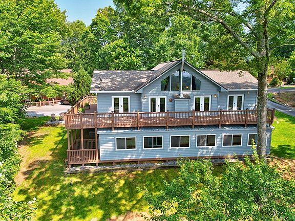 5th image of 416 Beacon Hill Drive