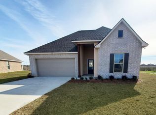124 Pond Dr, Thibodaux, LA 70301