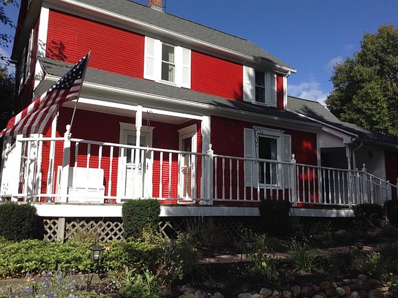 4th image of 1035 Norton Ave