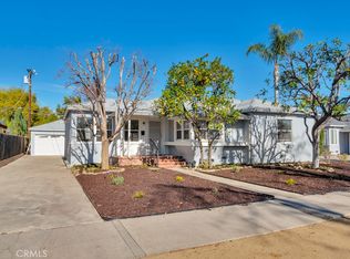 18343 Erwin St, Reseda, CA 91335