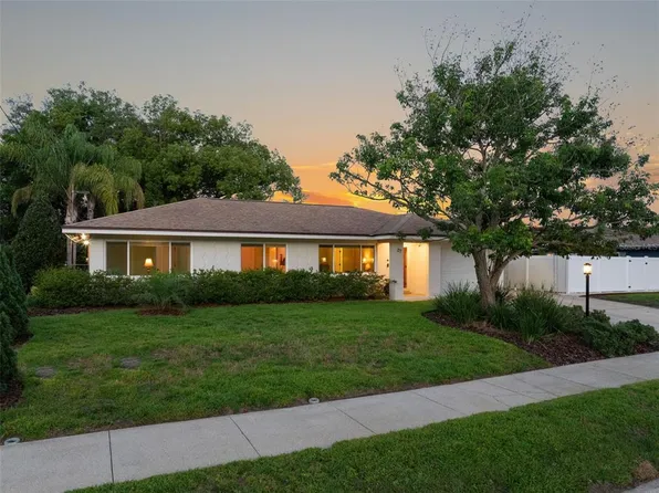 27 Columbine Ter, Debary, FL 32713