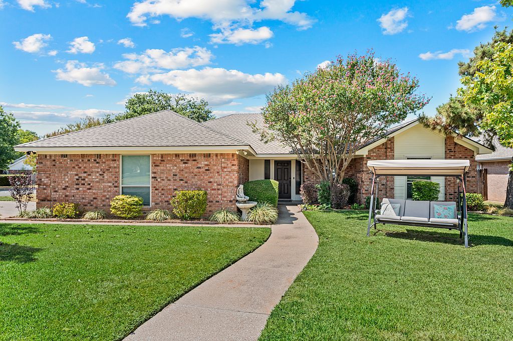 7101 Hazel Pl - Property Image