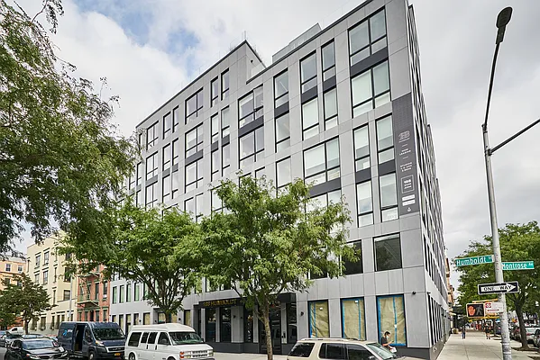 Rented by Lodger Corp | media 62