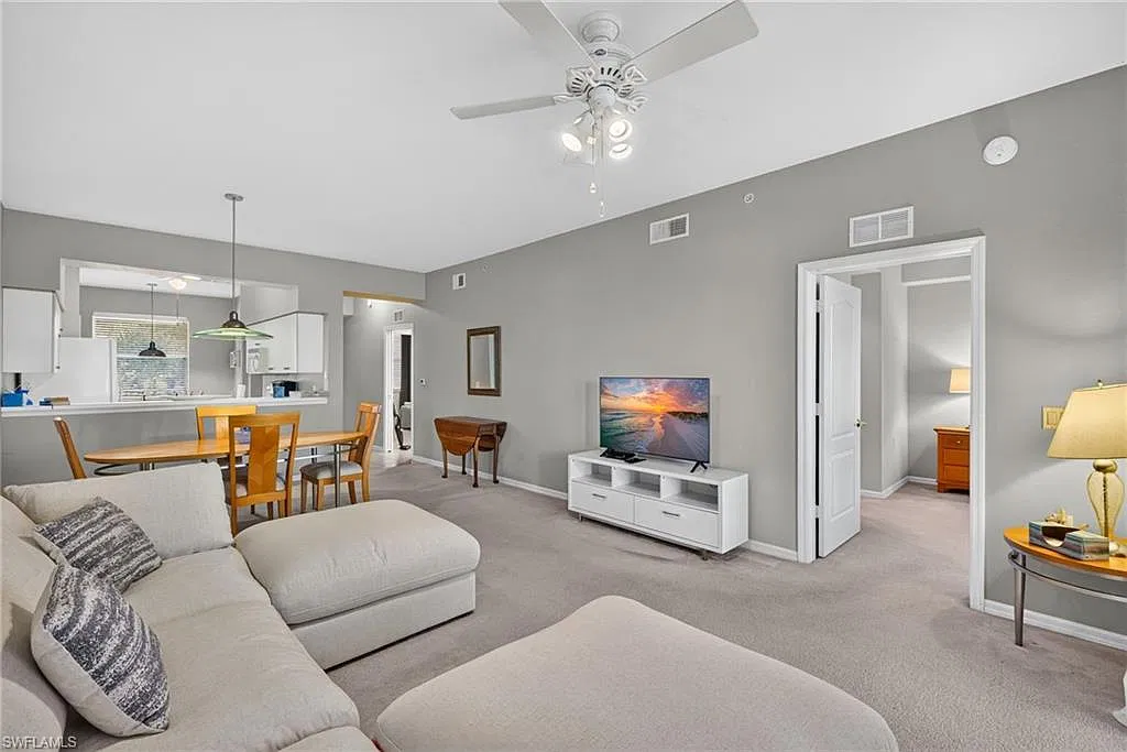 2 bed, 2.0 bath, 1194 sqft, $4,500 — Photo 1