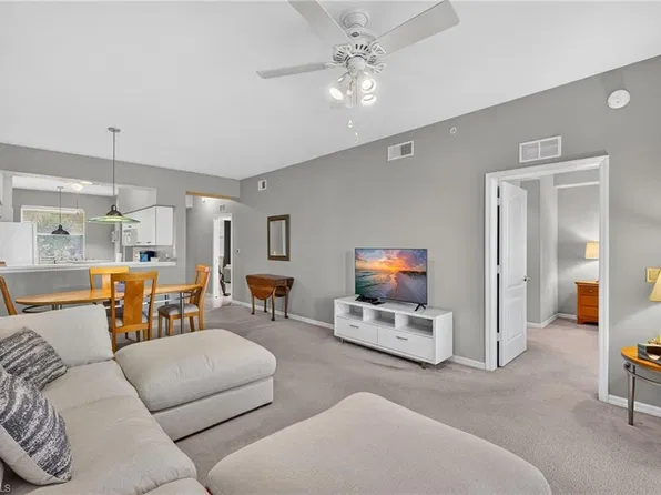 (undisclosed Address), Naples, FL 34119