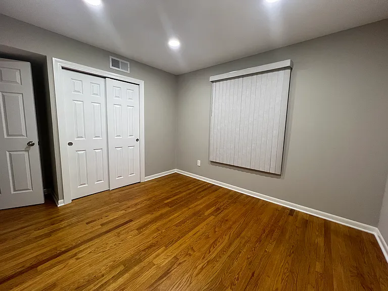 5348 N Lydell Ave — Photo 23