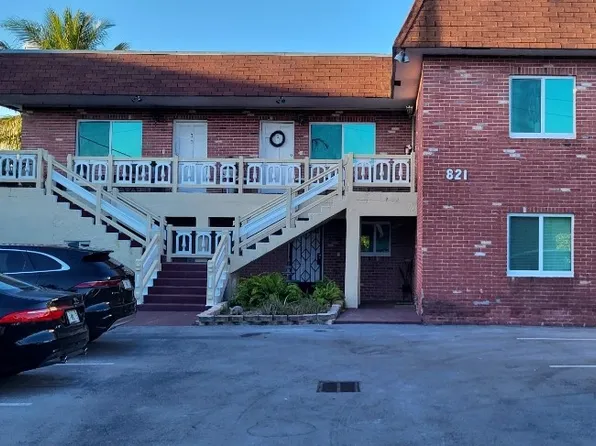 821 NE 18th Ct APT 5, Fort Lauderdale, FL 33305
