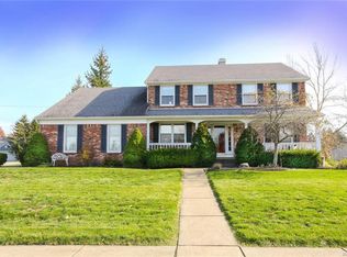 5520 Devonshire Dr, Hamburg, NY 14075
