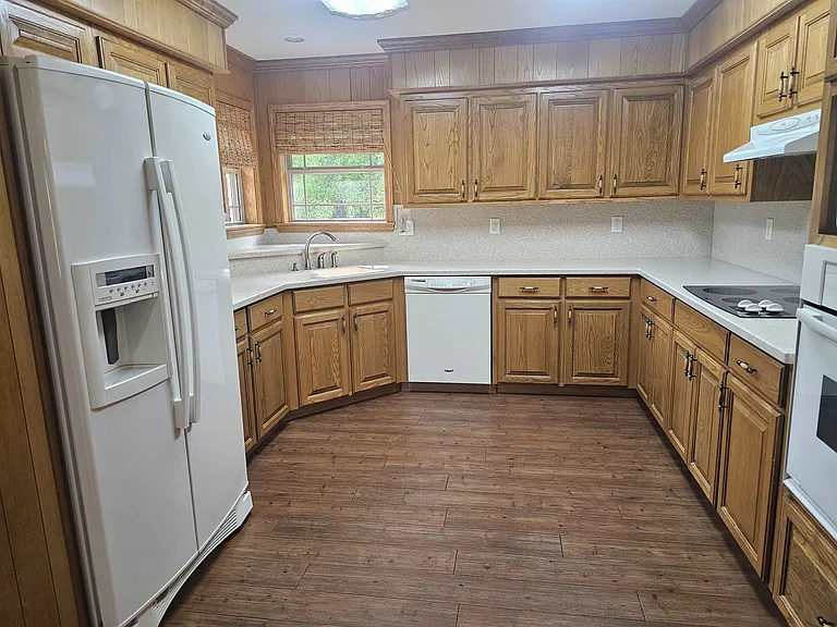 1316 County Road 236 E — Photo 4