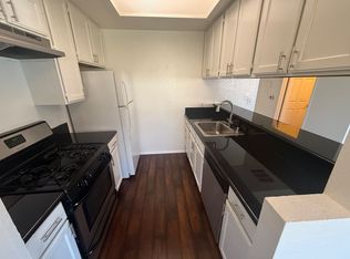 b3712, Los Angeles, CA 90034