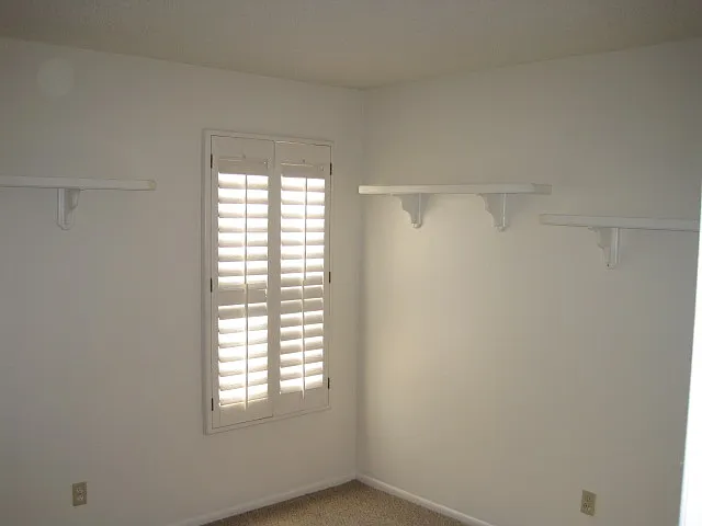 11-027, 1927 E Hampton #121 - 121 — Photo 4