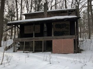 92 Riverside Rd W, Hewitt, NJ 07421