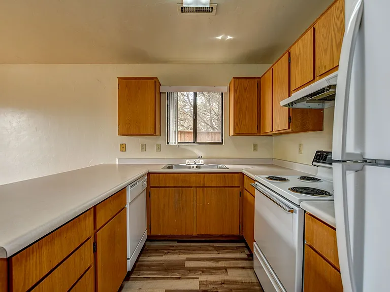 6284 N Buckboard Dr — Photo 10