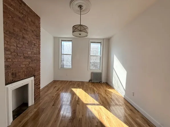 575 Onderdonk Avenue image 1 of 9