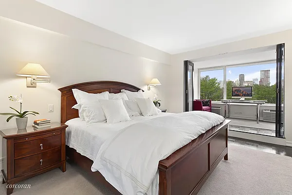 Sold by Corcoran | media 4