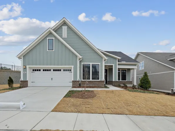 45 Firefly Ln, Fuquay Varina, NC 27526