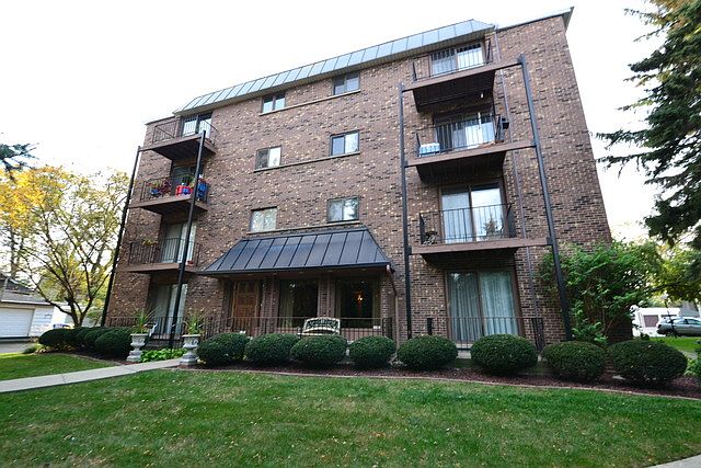 1st image of 2218 N Newland Ave APT 204