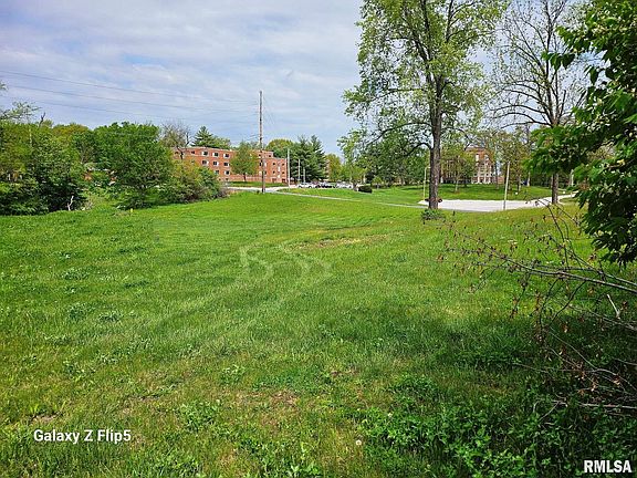 3rd image of L Two 4 Ravine St