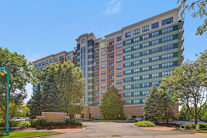 1st image of 6420 Double Eagle Dr Unit 905