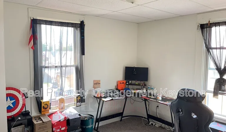 108-110 Rankin St #108 — Photo 10