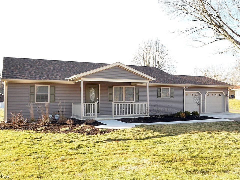 1st image of 1905 Dietz Ln