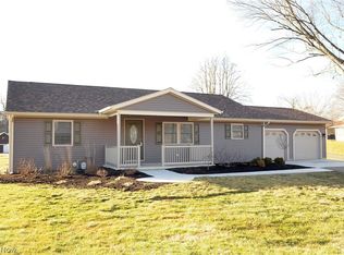 1905 Dietz Ln, Zanesville, OH 43701