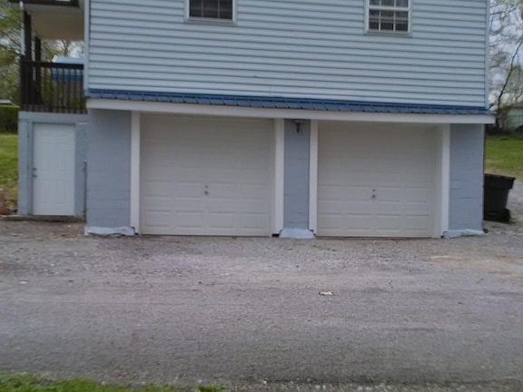 5th image of 27 Johnson Dr