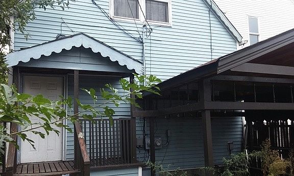 2nd image of 4904 W 29th Pl