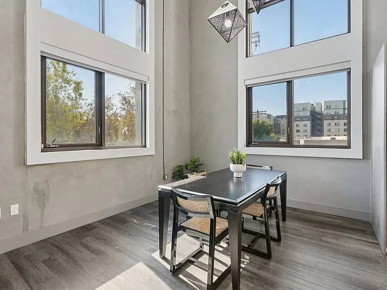 5100 Wilshire Blvd — Photo 116