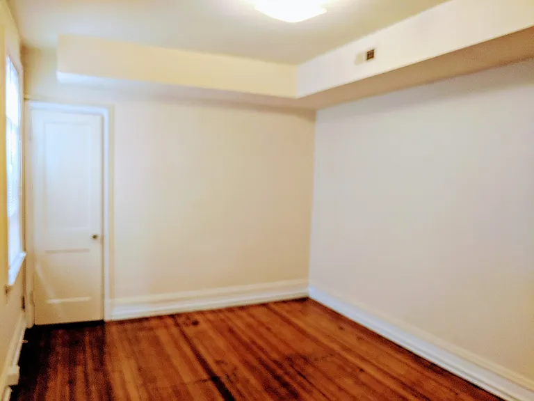 800 N. Sheppard St. — Photo 10