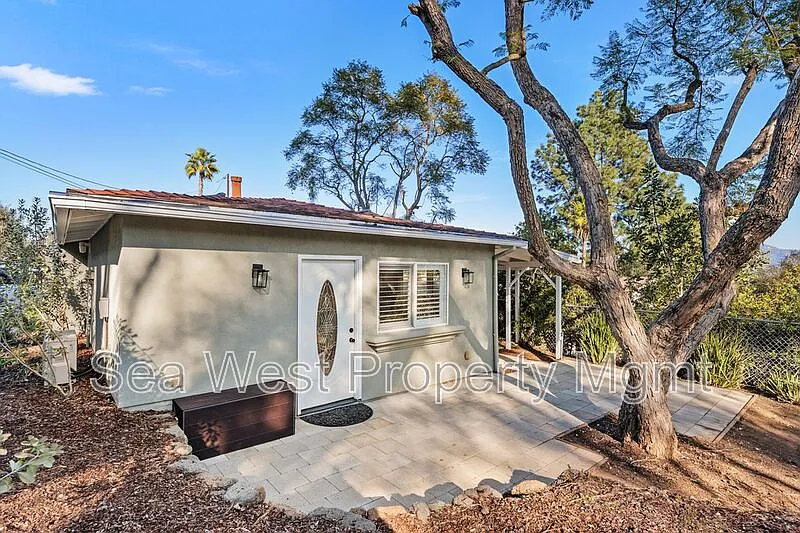 1 bed, 1.0 bath, 500 sqft, $2,250 — Photo 1