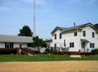 7834 S Hoosier Rd, Ashton, IL 61006