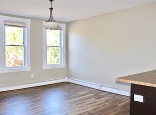 354 Maple St #L, Holyoke, MA 01040