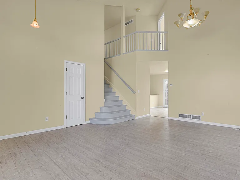 2585 S Truckee Way — Photo 12