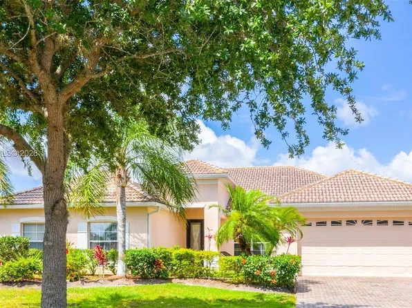 3710 Greencrest Ct, Kissimmee, FL 34746