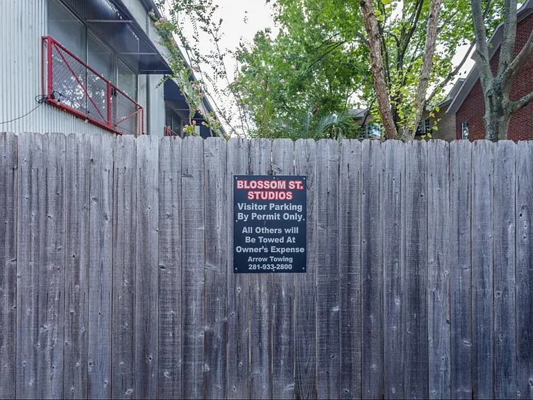 5235 Blossom St — Photo 29