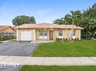 9203 Southampton Pl, Boca Raton, FL 33434