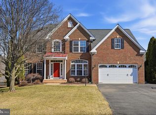 23619 White Peach Ct, Gaithersburg, MD