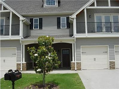 1st image of 251 Village Dr