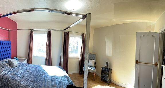 2nd image of 1932 Tennessee St Unit 1