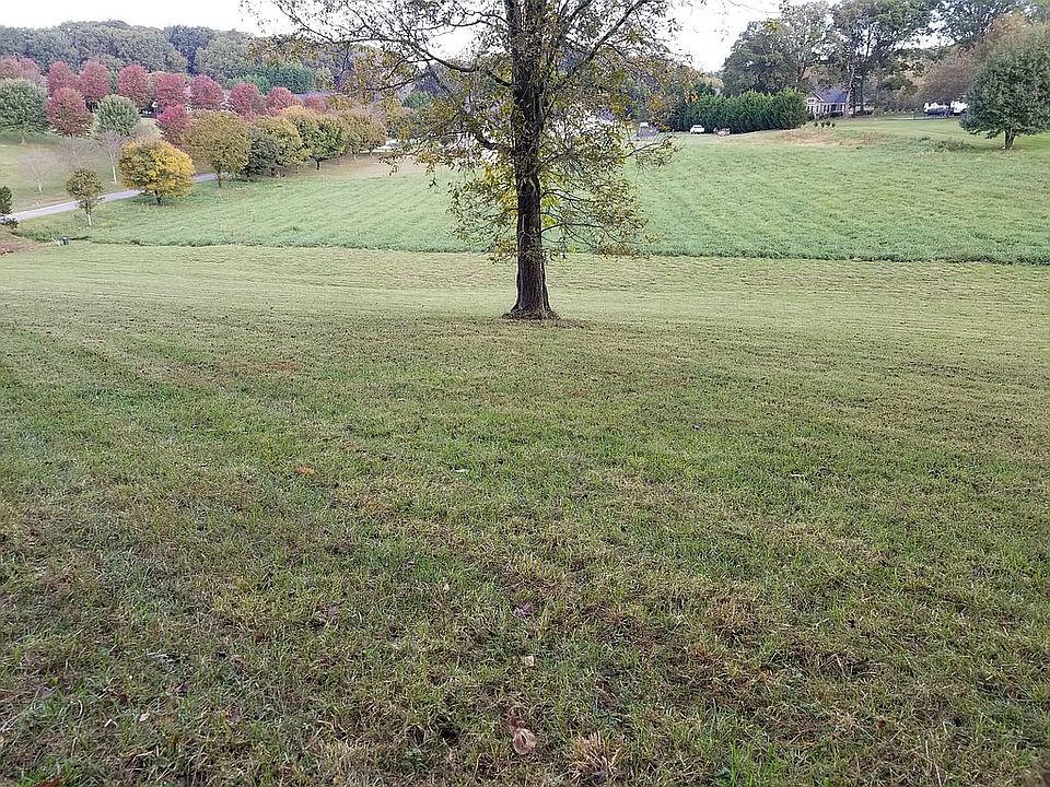 2nd image of LOT 32 Spring Field Dr