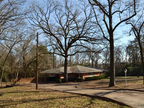 9 Rambling Rd, Longview, TX 75604