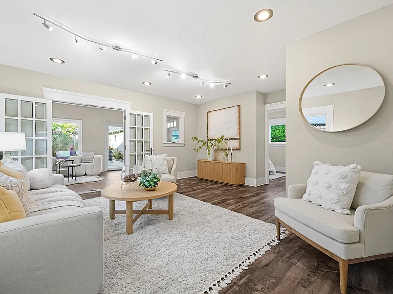 205 Caldwell Ave — Photo 6